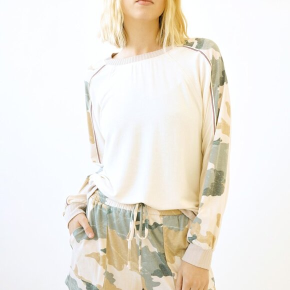 MYSTREE Cream Camo Sleeve Pullover Top Long Sleeve Lightweight Lounge Sweatshirt - Picture 9 of 9